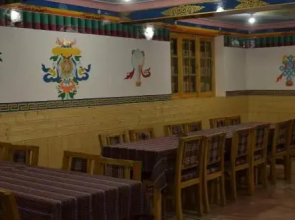 Barath Hotel & Guest House