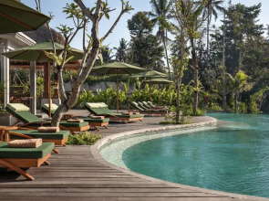 Курорт Adiwana Suweta