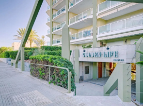 Golden Life - Two Bedroom No.2