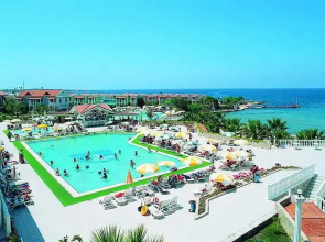 Lucas Didim Resort