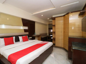 Hotel Vivek International