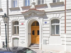 Room & Parking Assistance