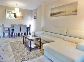 Family Friendly Ground Floor 2 bedroom Dama de Noche RDR200