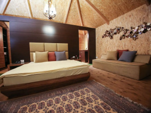 Four Seasons Hotel and Beach Resort