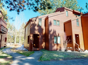 Winterset Woodland - Near Hike & Bike Trails!