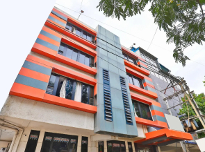 OYO 13398 Hotel Relish