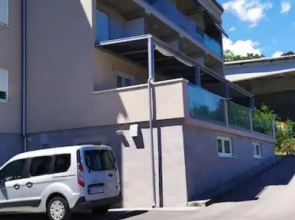 Urban studio with its own parking space