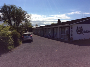 Racecourse Motel Paeroa