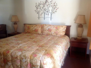 Sonoma Lodge