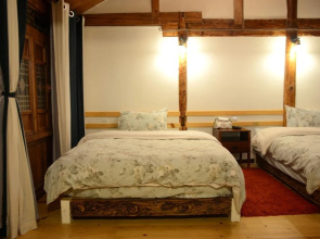 Shaxi Boutique Hostel