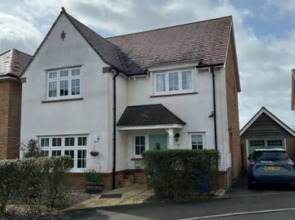 4 Bed-House Sleep 10-Parking-HotTub-Wifi