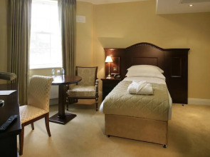 Lismore House Hotel