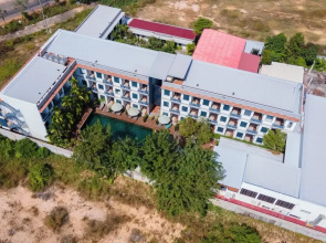 Apartment Green Amazon