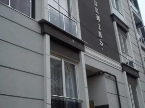 C.C Home Sui̇t Apart