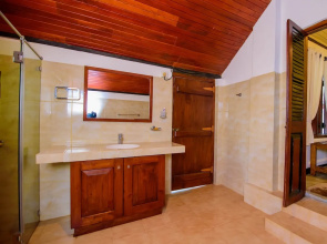 The Berrycove Bungalow
