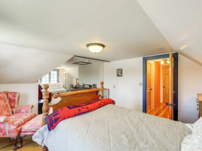 Charming Lovell Farmhouse - 17 Acres w/ Mtn Views!