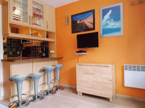 Studio Au Pied Des Pistes Et Funiculaire