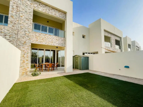 RH- 2BR Luxury Bermuda Villa Beach facing, separate pool for women