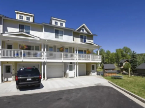 Pagosa Riviera 2 Br Condo by RedAwning