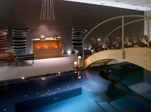 Hotel Select Suites & Spa / Apartments