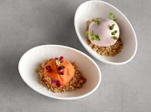 Maxwell Reserve Singapore, Autograph Collection