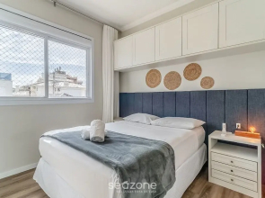 Apt w/ Gourmet Balcony 800m From the Beach Cbe0201