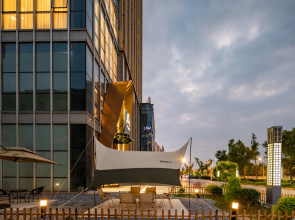 Atour Hotel Huai'an Baolong Commercial Street Shuidukou Avenue