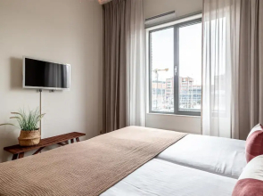 Beautiful Apartment With Harbour Views