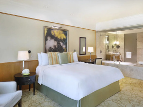 Отель The Ritz-Carlton, Dubai International Financial Centre