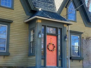 Fisherman's Daughter Bed & Breakfast