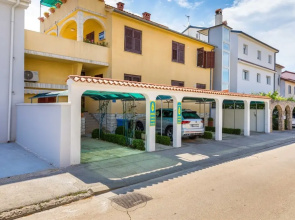 Seaside Apartment in Fazana - Two Bedrooms
