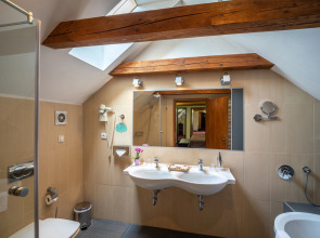 EA Embassy Prague Hotel