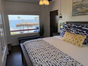 Beachcomber Inn