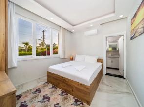 Marvelous Conservative Villa in Muratpasa