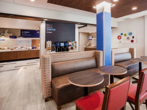 Holiday Inn Express Brevard City Center by IHG