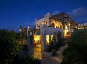 Dar Danse the Bubble on the Beach