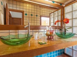 Royal Phawadee Village