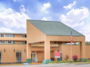 Ramada by Wyndham Roanoke
