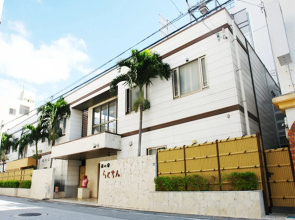 Rakuchin Hotel