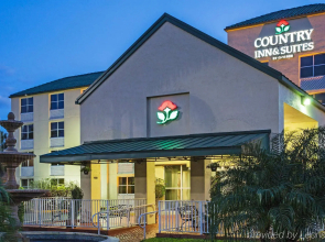The Palms Inn & Suites