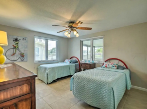 Charming Home w/ Patio, 7 Mi to Sunset Beach!