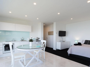 Aqua-Heights Apartment