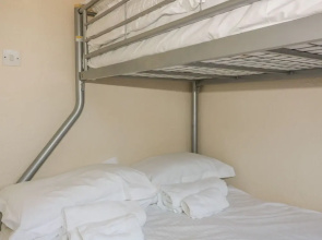 Chalet H11