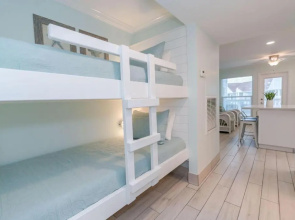 Seascape 2302 Hotel Room