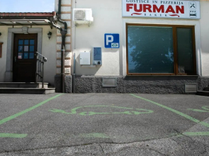 Furman Guest House Pizzeria