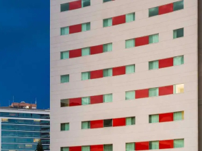 Hampton by Hilton Medellin