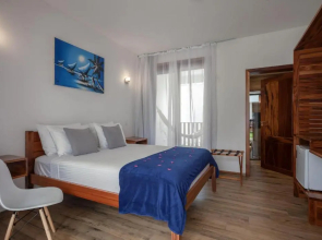 Aiolos Hotel & Discoveries