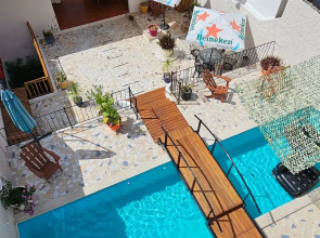 Xtabentun Hostal