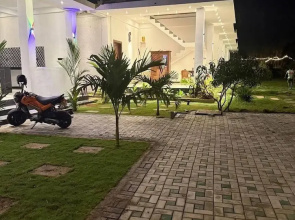 ASAI surf inn Arugambay