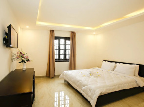 Pho Hoi Riverside Resort